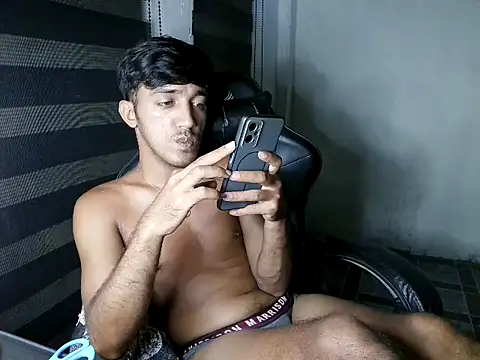 Spicy_RowyCam Live XXX-Chat