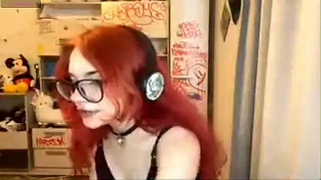 Sembang XXX Secara Langsung RedHeadCat