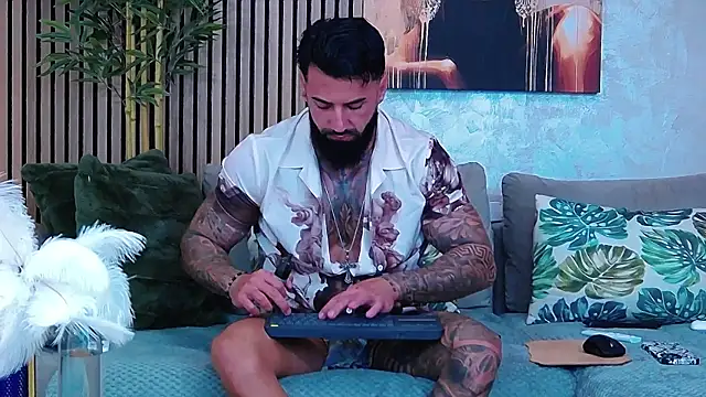 masterkingofmusclee Live XXX-Chat