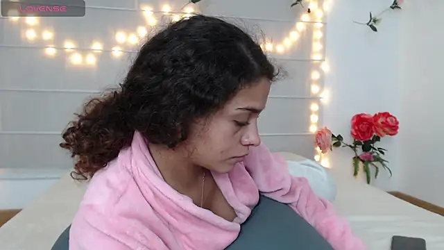 Sarabubbie live XXX chat