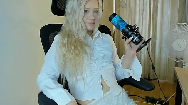 Chat +18 de MidnightPoise ao vivo