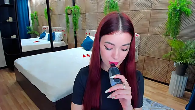 PutOnRepeat's Live XXX Chat