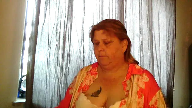 Sylviastar46 Chat XXX live