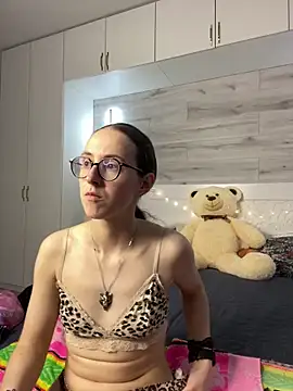 MartiniiSelenna 라이브 XXX 채팅