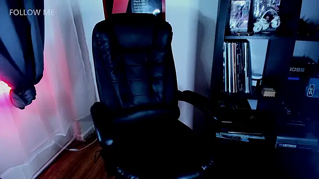 Chatroom XXX en direct de mistressannskywalker