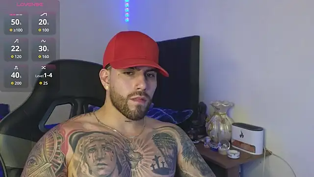 Ades_Lowe live XXX chat