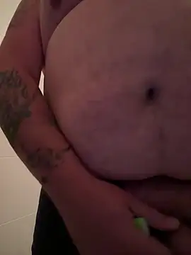 Chat XXX en directo de TatooedBear