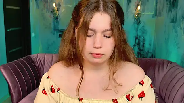 FioraMarmoris' Live XXX Chat