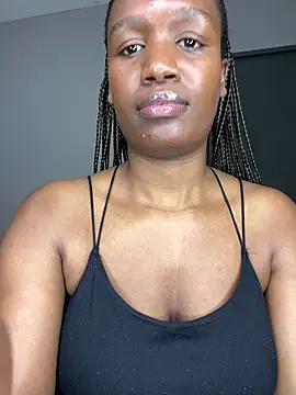 Chat XXX ao vivo de Kinkyy_