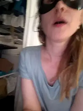 צ'אט XXX בשידור חי של milffa