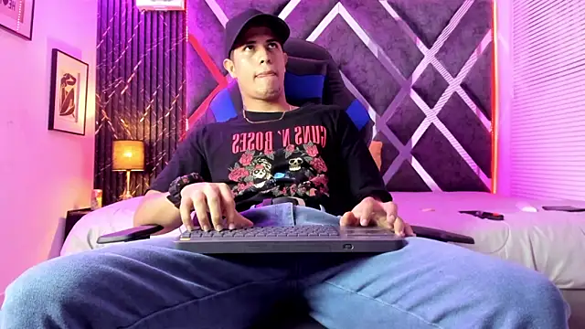 Chat XXX en directo de dominic_connor