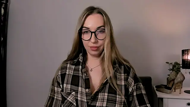 AriaDesire Chat XXX in diretta