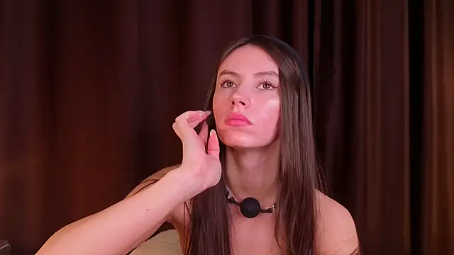 KateOx Adlı Modelin Canlı XXX Sohbeti