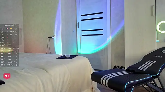 Roseaa live XXX chat