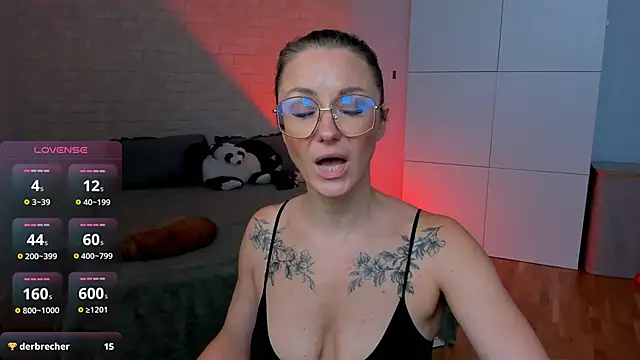 LadyIzabel's Live XXX Chat
