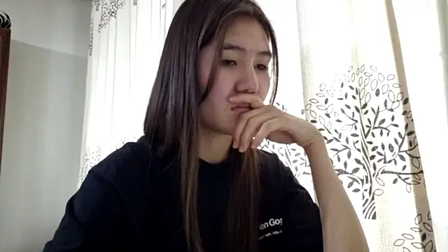 LimpedFlyby Chat XXX live