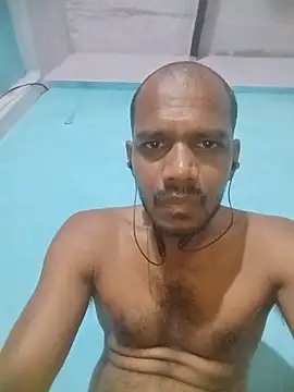 Chat XXX en directo de Daddyishere_19