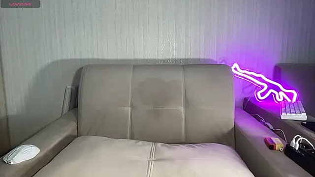 Travis_Gracile – Naživo XXX chat