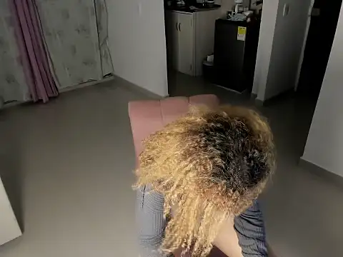 צ'אט XXX בשידור חי של Michellblue
