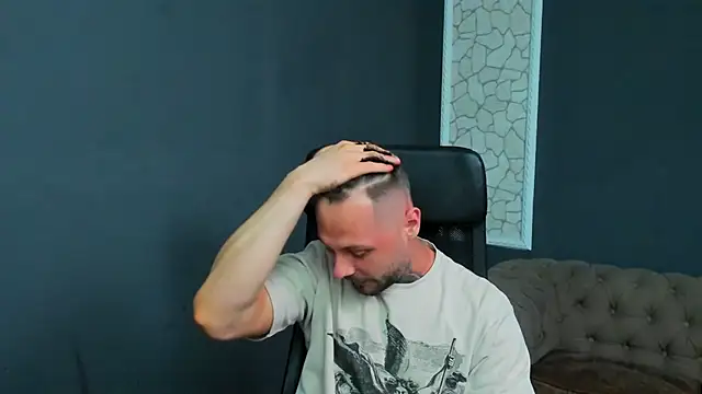 BrianHunts Live XXX Chat