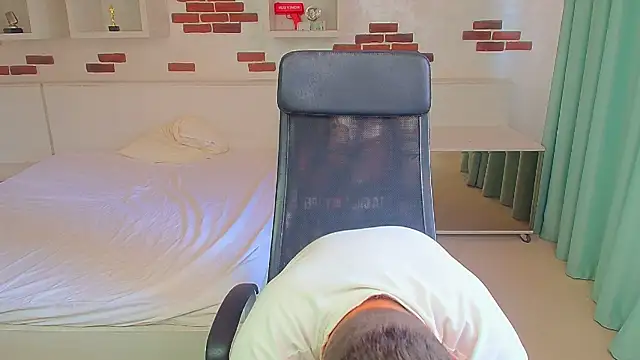 Chatroom XXX en direct de DaxGreer