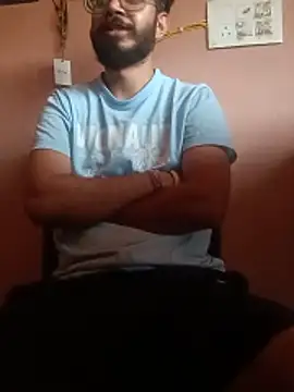 Desindianbull69's Live XXX Chat