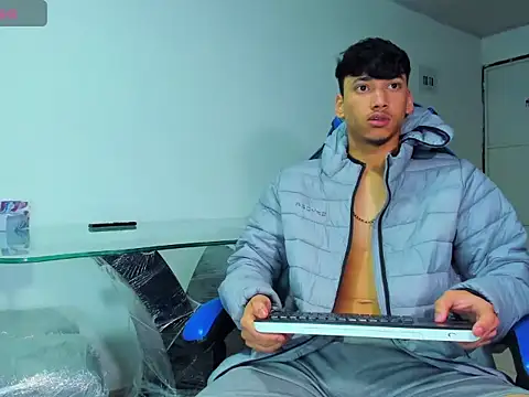 Lyam_Russo 现场XXX聊天
