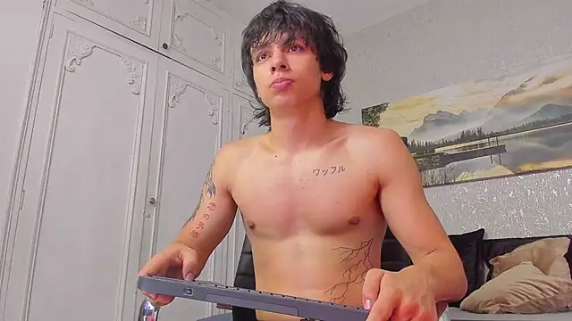 Tyler_durten live XXX chat