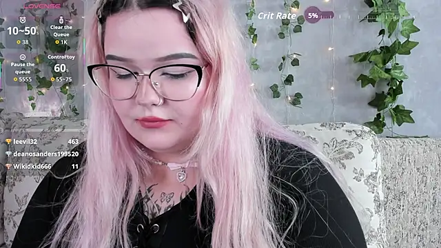 XXX chat uživo modela _CandyM1lky_