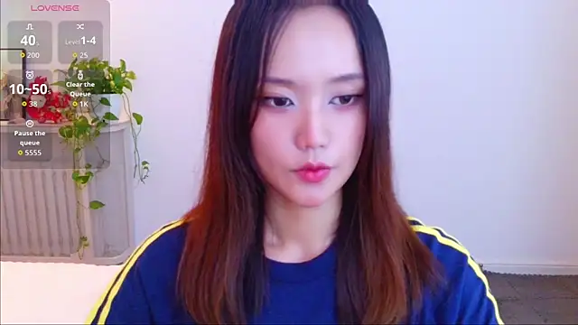 yufenna Chat XXX live