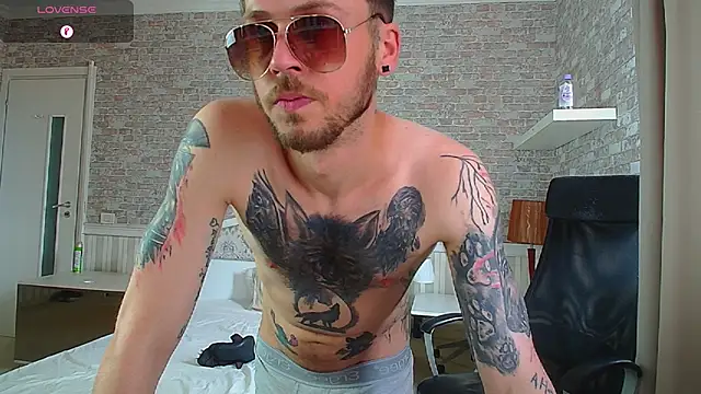 Živý XXX chat JonahShaw