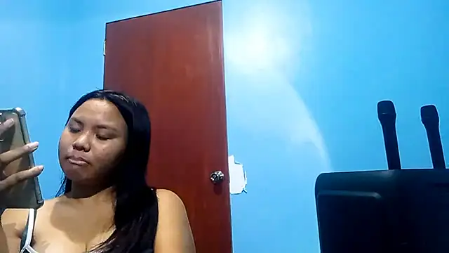 Chat XXX en directo de LavonnaBebout