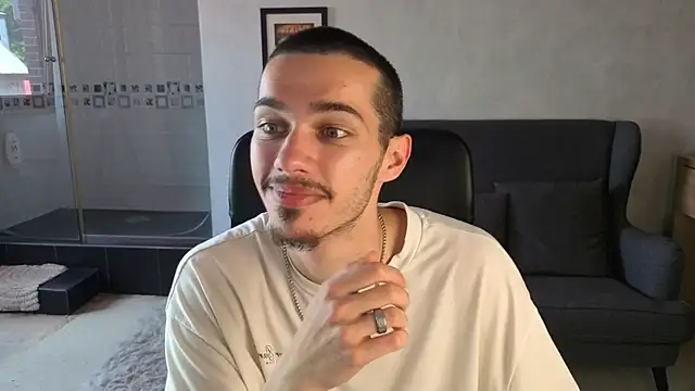 KaydenDrew's Live XXX Chat