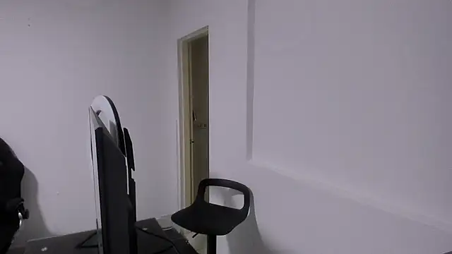 ElektraBomdans' Live XXX Chat