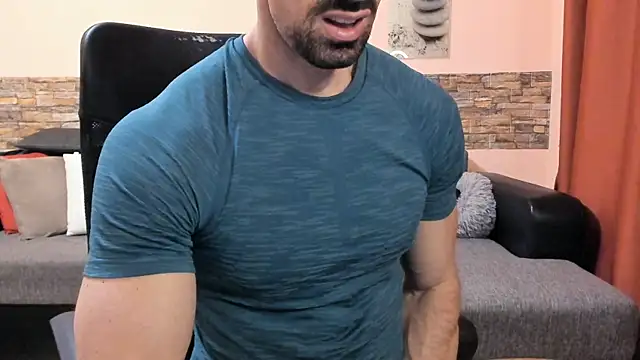 HotHunkTrainer Live XXX-chat