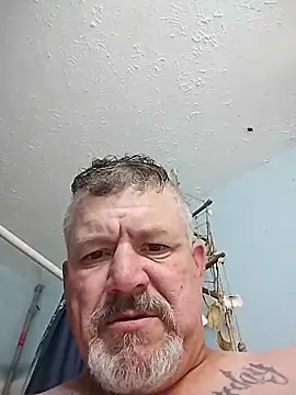 bigdoog8 live XXX chat