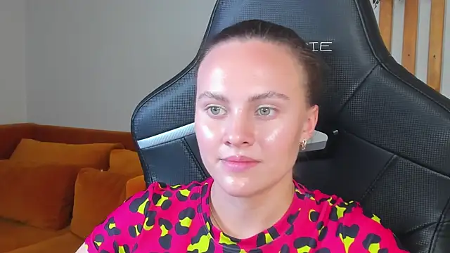 LumeriSoren Live XXX-chat