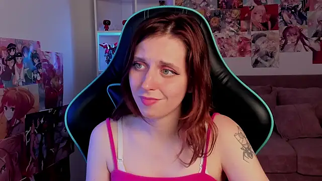FreyaVeys' Live XXX Chat