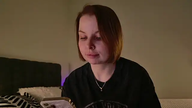 Gwen_Hilton's Live XXX Chat