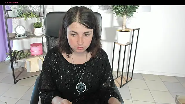 MartaEdams live XXX chat