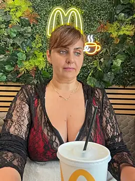 Chatroom XXX en direct de AnneKane