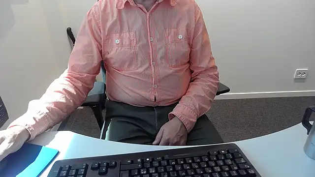 XXX chat uživo modela Buggemann
