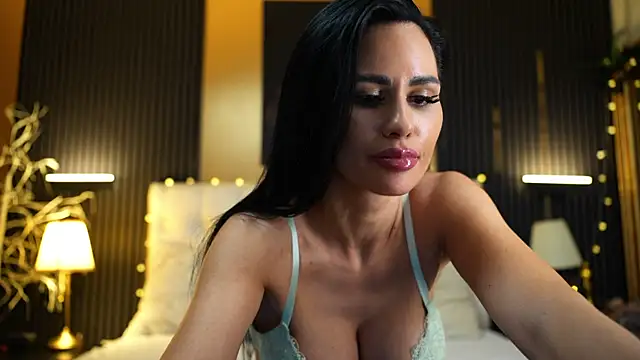 Онлайн чат XXX KatiaDivine