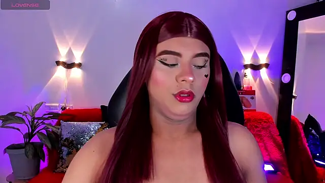 Emili_Roux Chat XXX in diretta