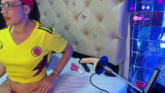 cleopatraa's Live XXX Chat