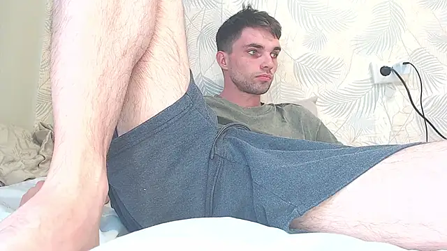 Show modela WeGiveJoy na web-kameri