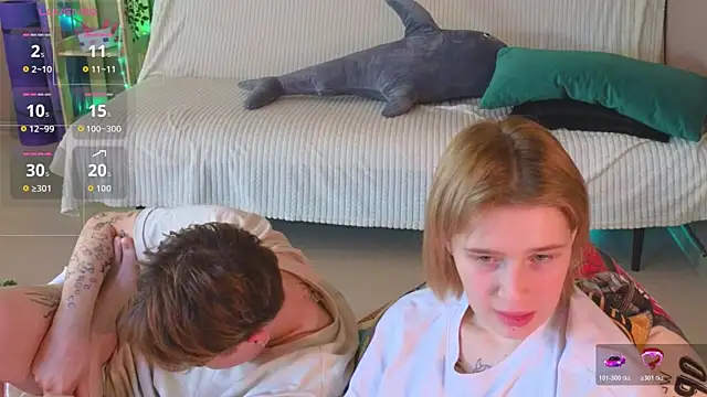 XXX chat uživo modela two_gerls_here