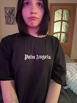 Czat XXX na żywo – YourLittleDevil