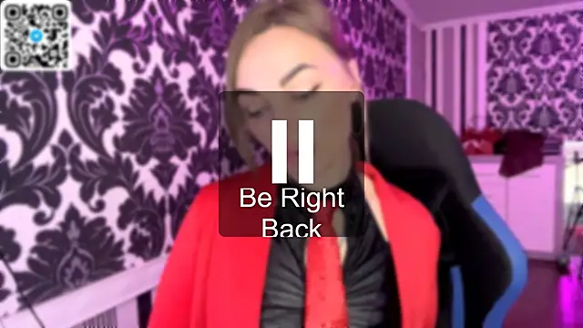 Vellora_'s Live XXX Chat