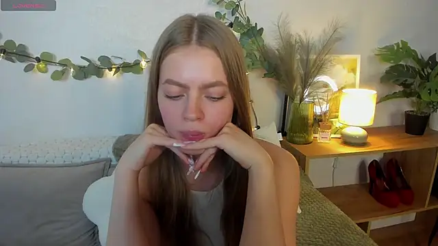 Chat XXX en directo de HoneyEmilly